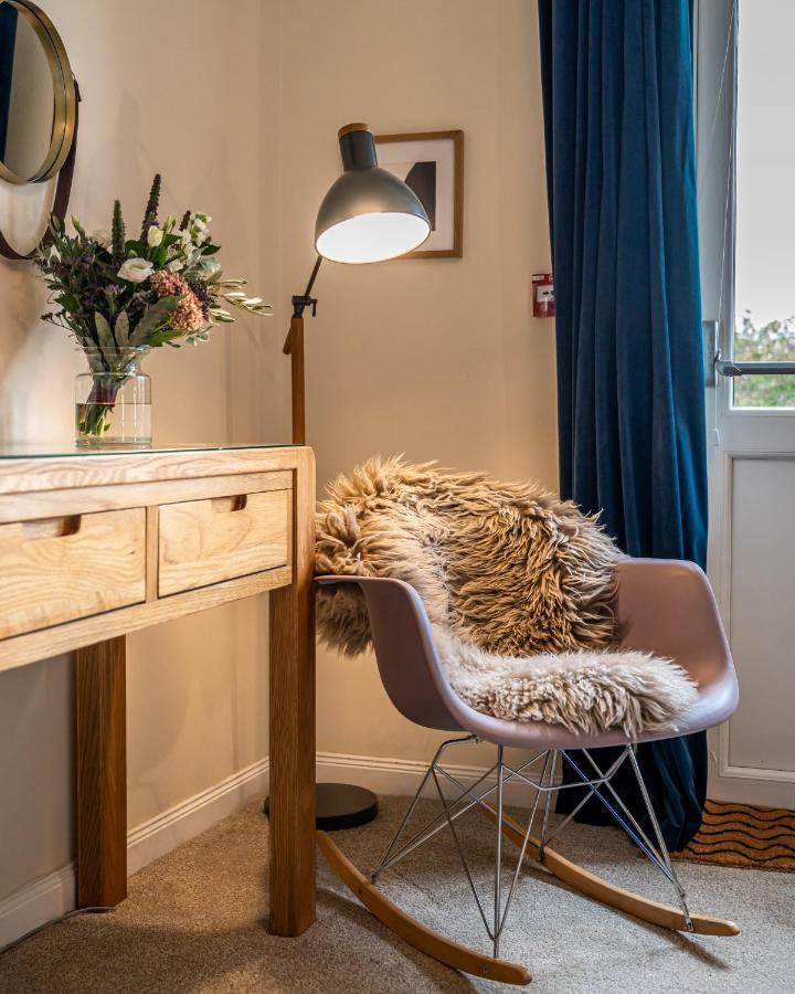 Newton Hotel 3*